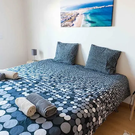 Baleal: Sunshine By The Pool フェレル