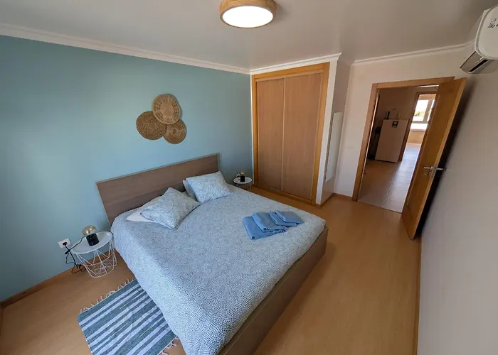 Baleal: Sunshine By The Pool *