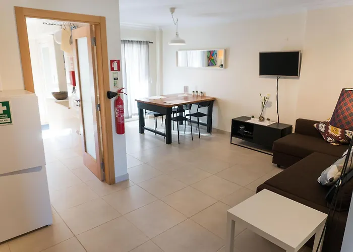 Baleal: Sunshine By The Pool