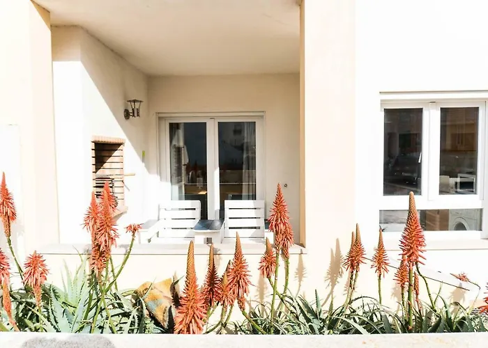 Baleal: Sunshine By The Pool * فيريل