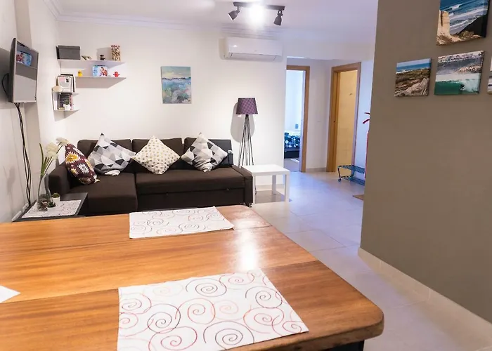 Baleal: Sunshine By The Pool 公寓